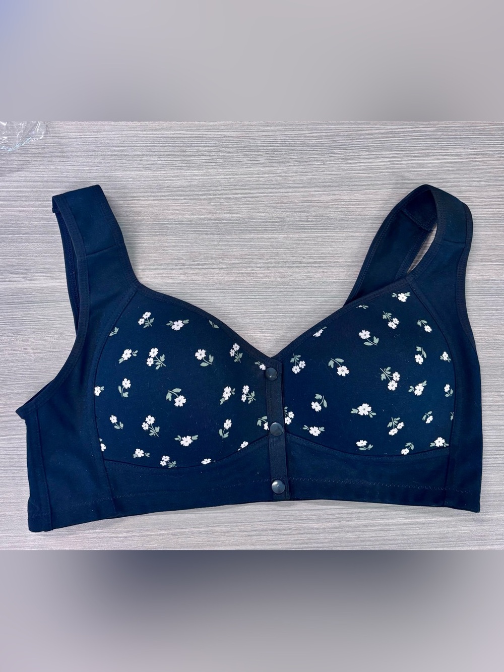 Black / Floral Smooth Front-Closure Bra 2X